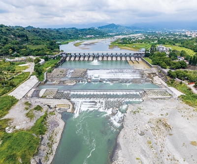 臺中石岡水壩月曆製作-6月份